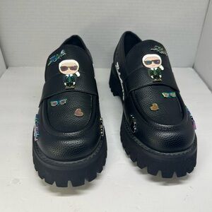 Karl Lagerfeld Women’s Gaston Lug Sole Loafer Embellished with Iconic Pins 8M